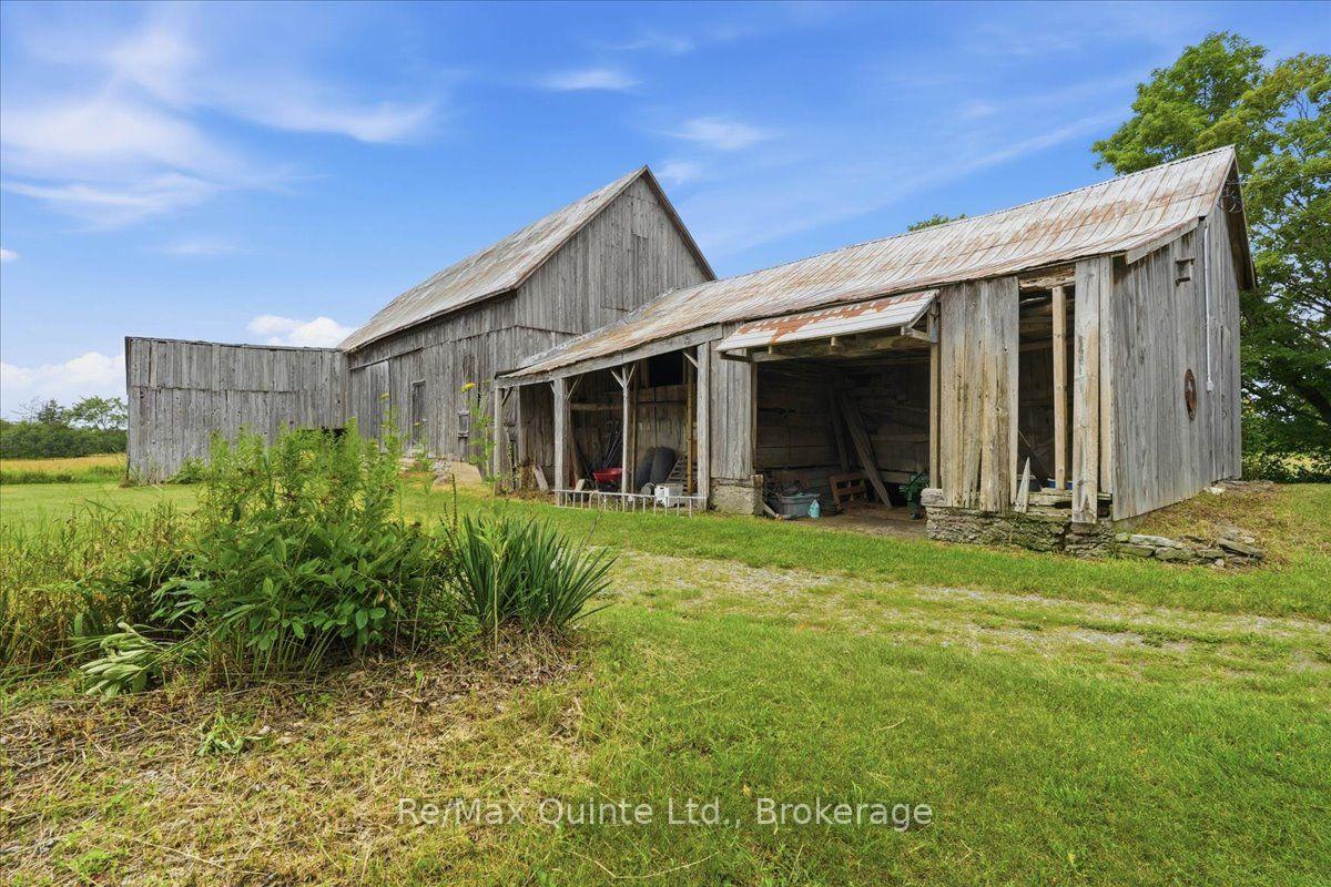Photo 34 of 249 Carter Road, Prince Edward County, Hillier Ward — HOMEH