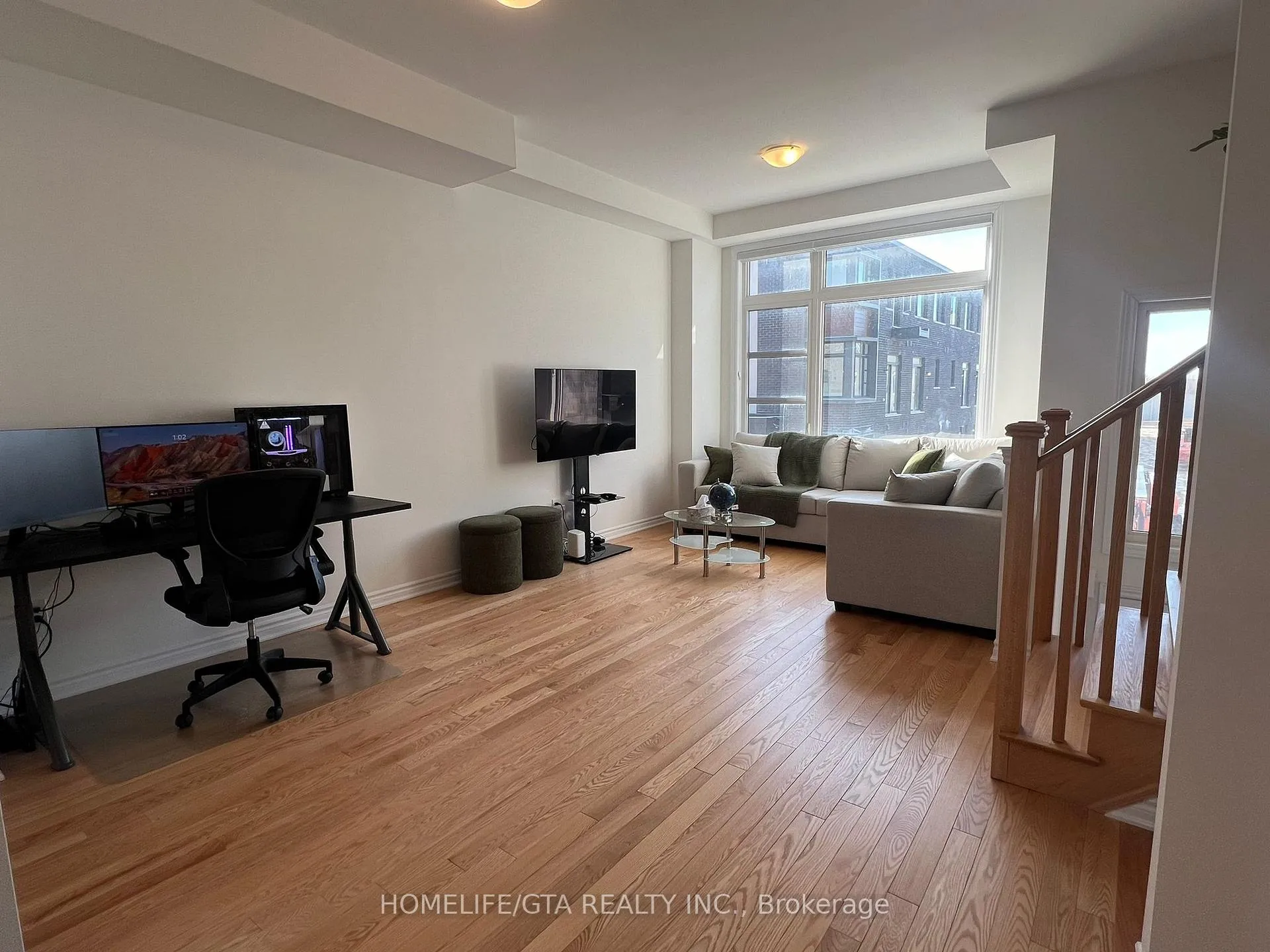 Photo 6 of 25 Inverary Crescent, Vaughan, Elder Mills — HOMEH