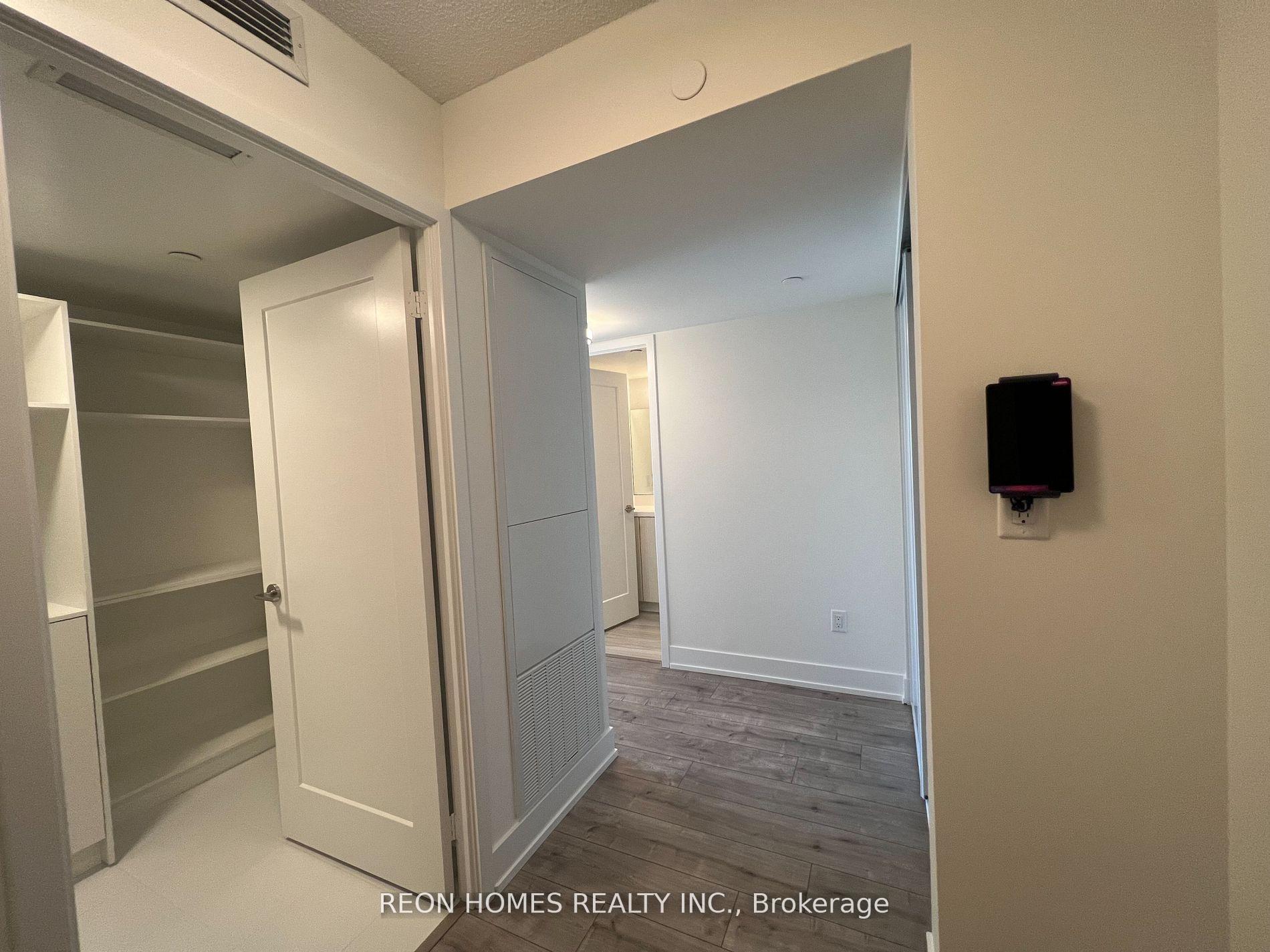 Photo 8 of Unit 1806, 10 Eva Road, Etobicoke, Etobicoke West Mall — HOMEH