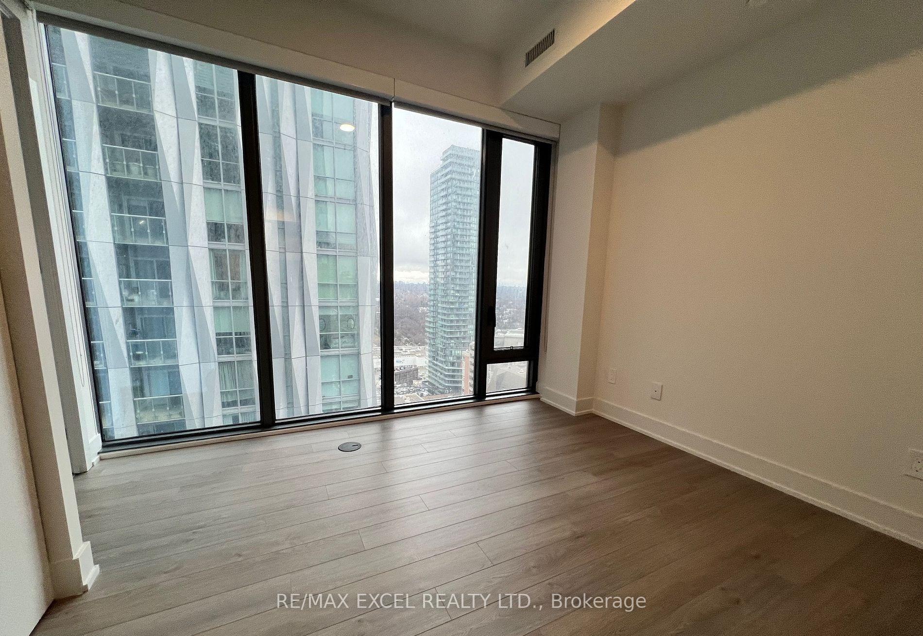 Photo 13 of Unit 1808, 8 Cumberland Street, Toronto, The Annex — HOMEH