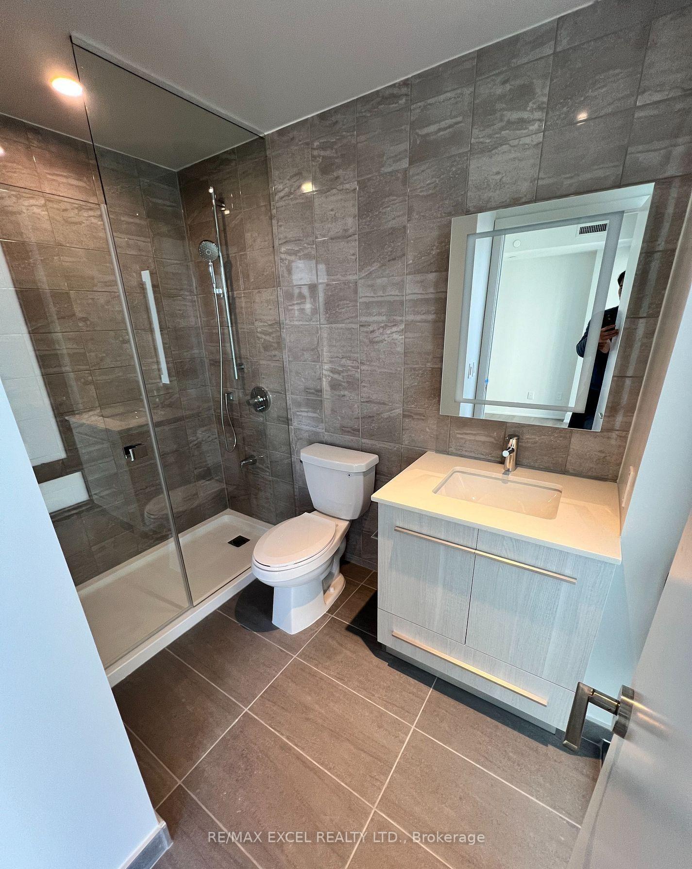 Photo 16 of Unit 1808, 8 Cumberland Street, Toronto, The Annex — HOMEH