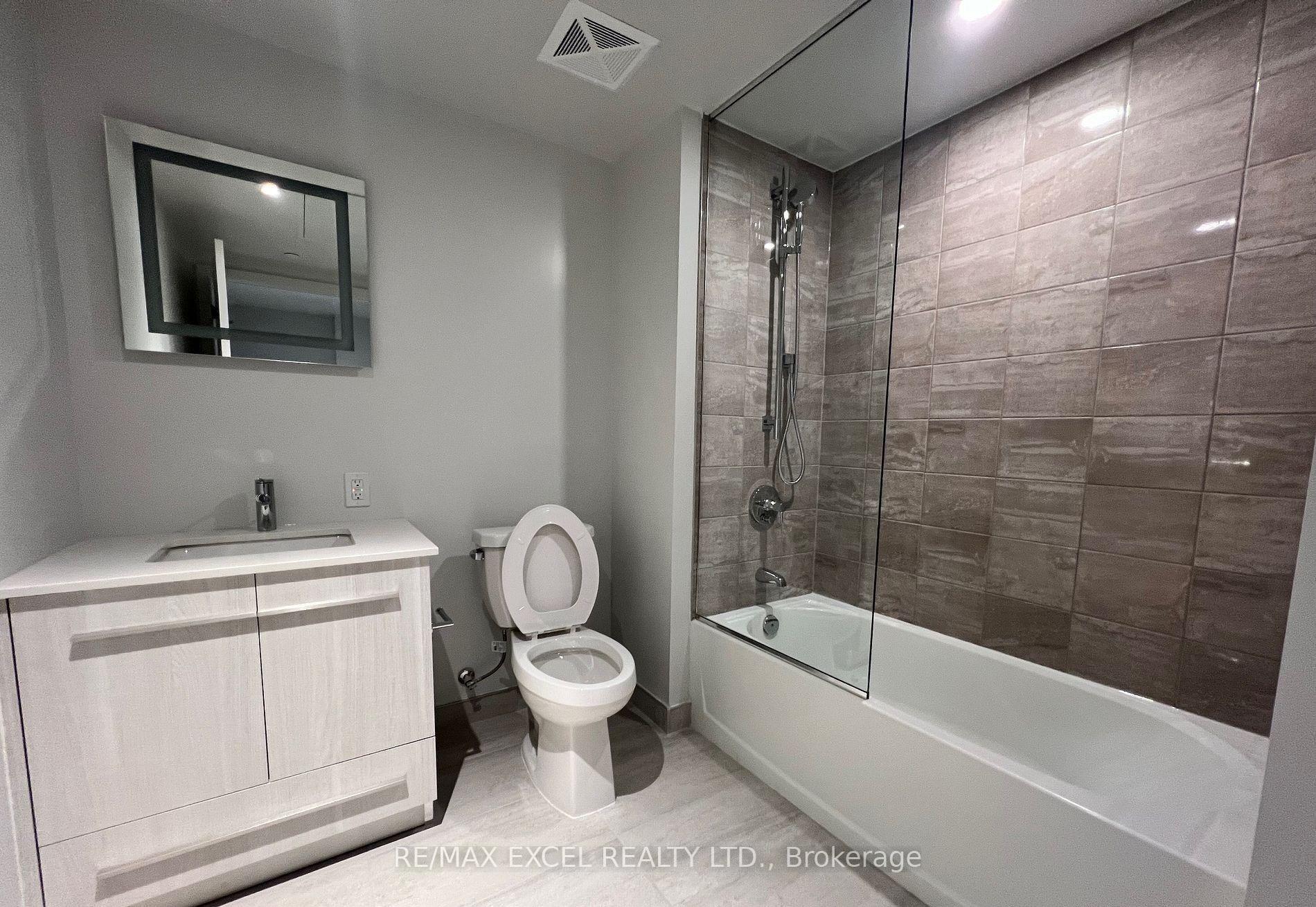 Photo 17 of Unit 1808, 8 Cumberland Street, Toronto, The Annex — HOMEH