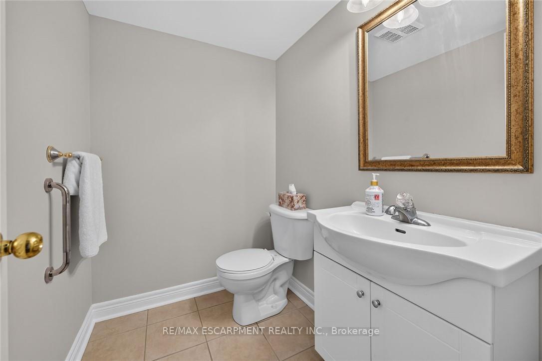 Photo 13 of Unit 99, 710 Spring Gardens Road, Burlington, Bayview — HOMEH