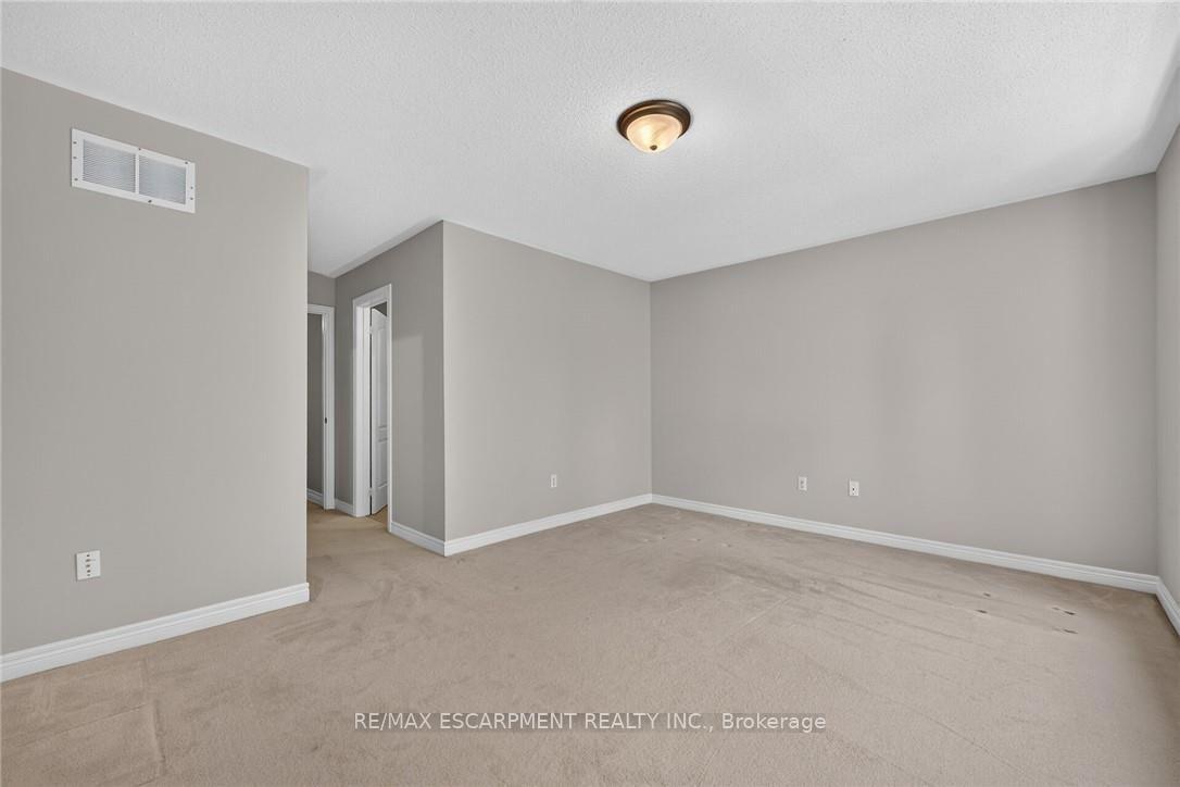 Photo 18 of Unit 99, 710 Spring Gardens Road, Burlington, Bayview — HOMEH
