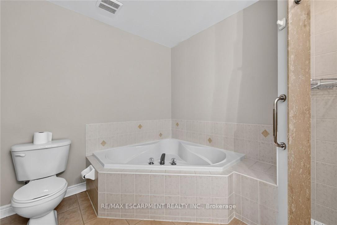 Photo 20 of Unit 99, 710 Spring Gardens Road, Burlington, Bayview — HOMEH