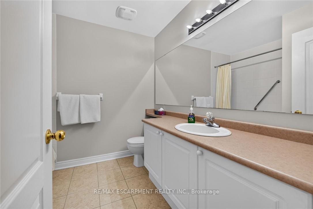 Photo 22 of Unit 99, 710 Spring Gardens Road, Burlington, Bayview — HOMEH