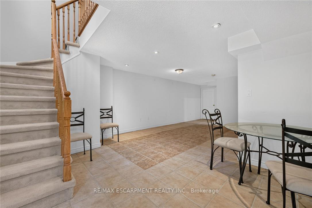 Photo 29 of Unit 99, 710 Spring Gardens Road, Burlington, Bayview — HOMEH
