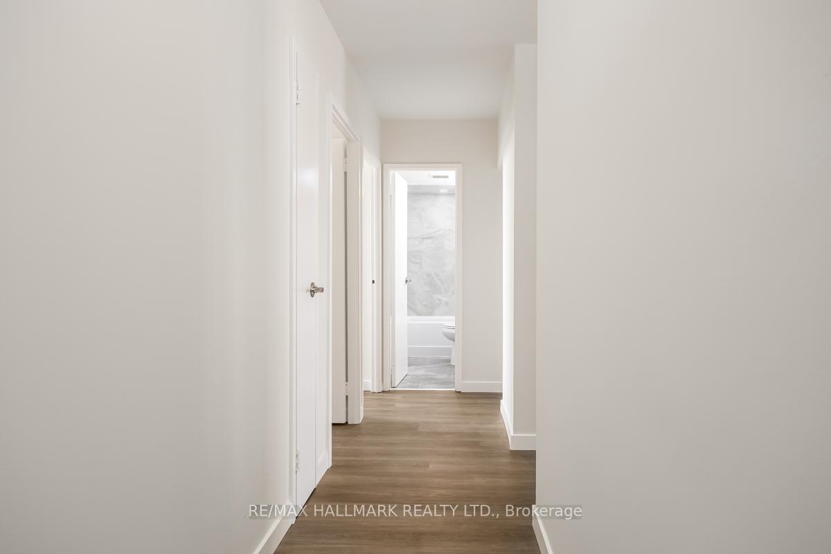 Photo 4 of Unit 1105, 5949 Yonge Street, North York, Newtonbrook East — HOMEH