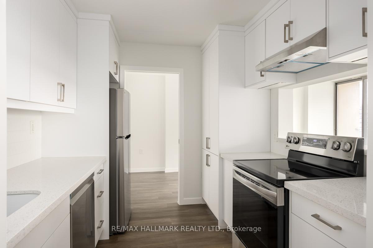 Photo 6 of Unit 1105, 5949 Yonge Street, North York, Newtonbrook East — HOMEH