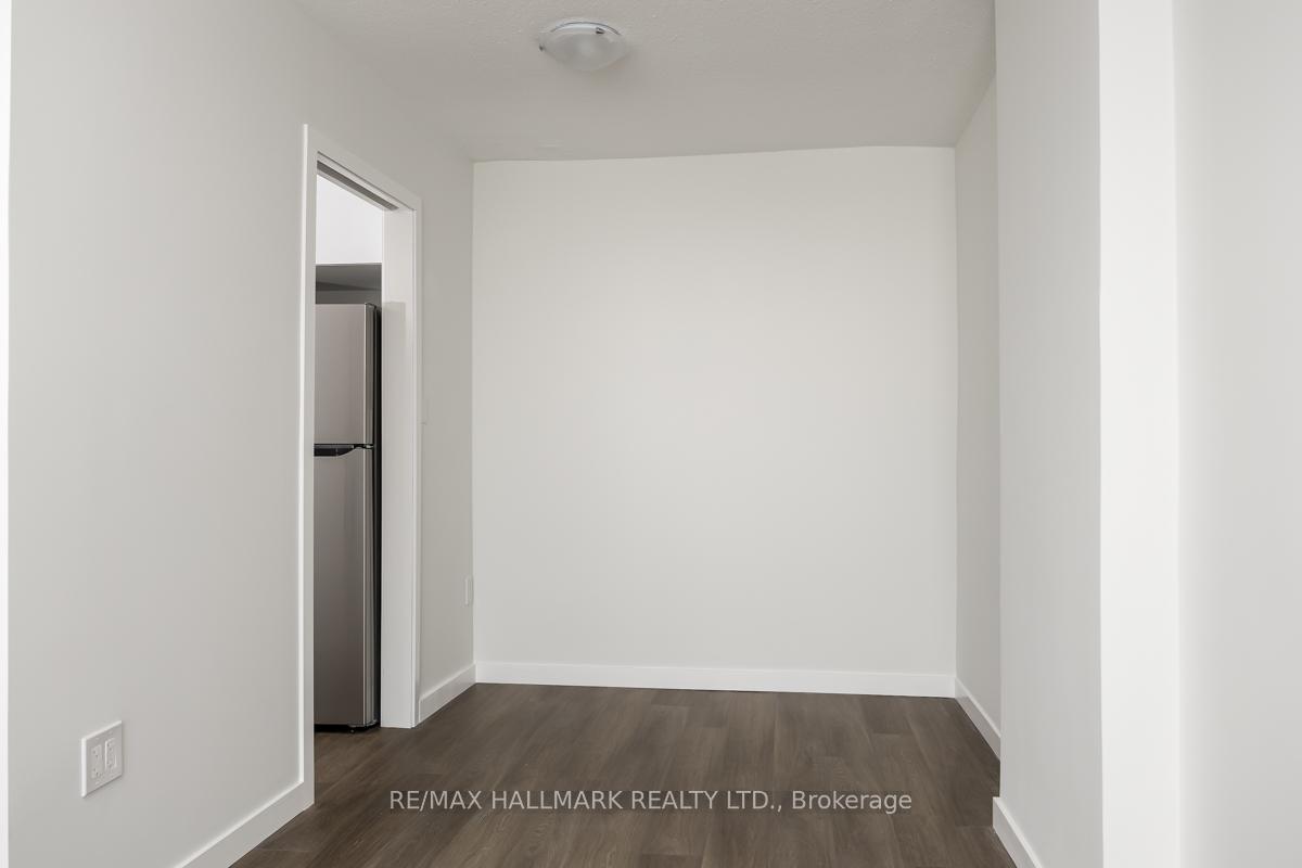 Photo 7 of Unit 1105, 5949 Yonge Street, North York, Newtonbrook East — HOMEH