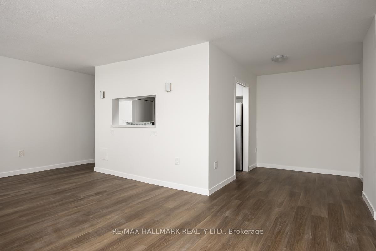 Photo 8 of Unit 1105, 5949 Yonge Street, North York, Newtonbrook East — HOMEH