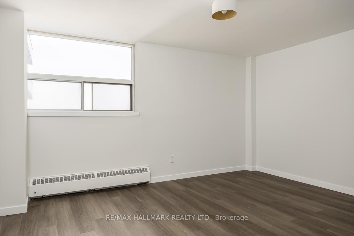 Photo 10 of Unit 1105, 5949 Yonge Street, North York, Newtonbrook East — HOMEH