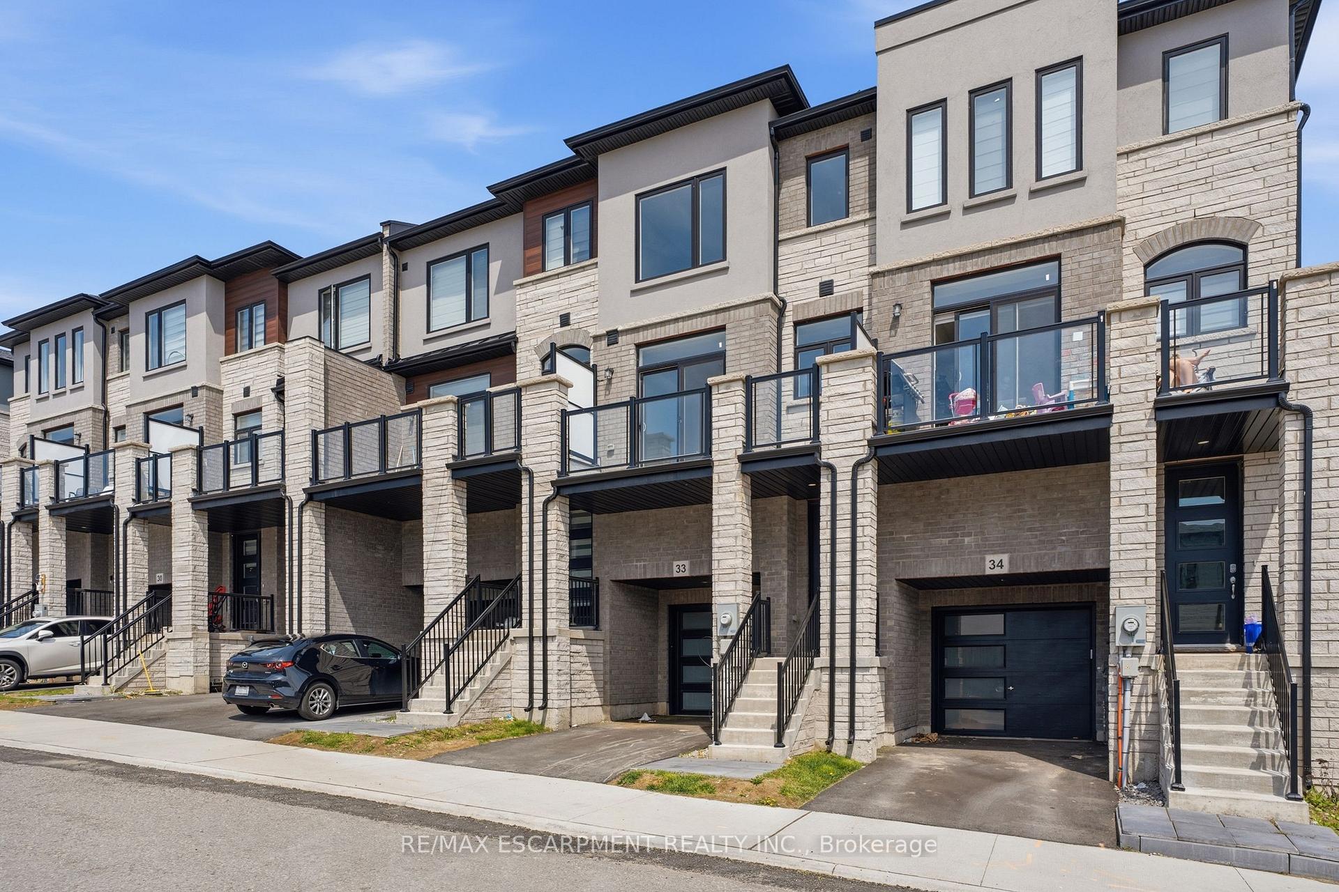 Photo 21 of Unit 33, 155 Equestrian Way, Cambridge, Preston Heights — HOMEH