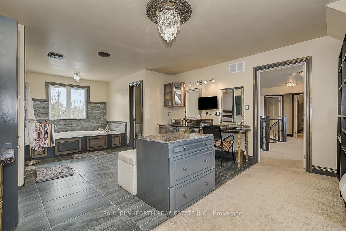 Photo 16 of 3968 Elphin Maberly Road, Frontenac, Frontenac North — HOMEH