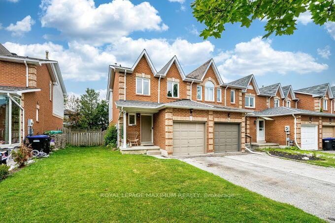 Photo 2 of 56 Potter Crescent, New Tecumseth, Tottenham — HOMEH