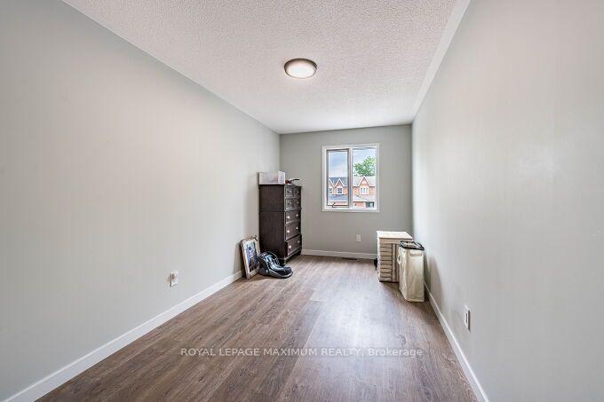 Photo 27 of 56 Potter Crescent, New Tecumseth, Tottenham — HOMEH