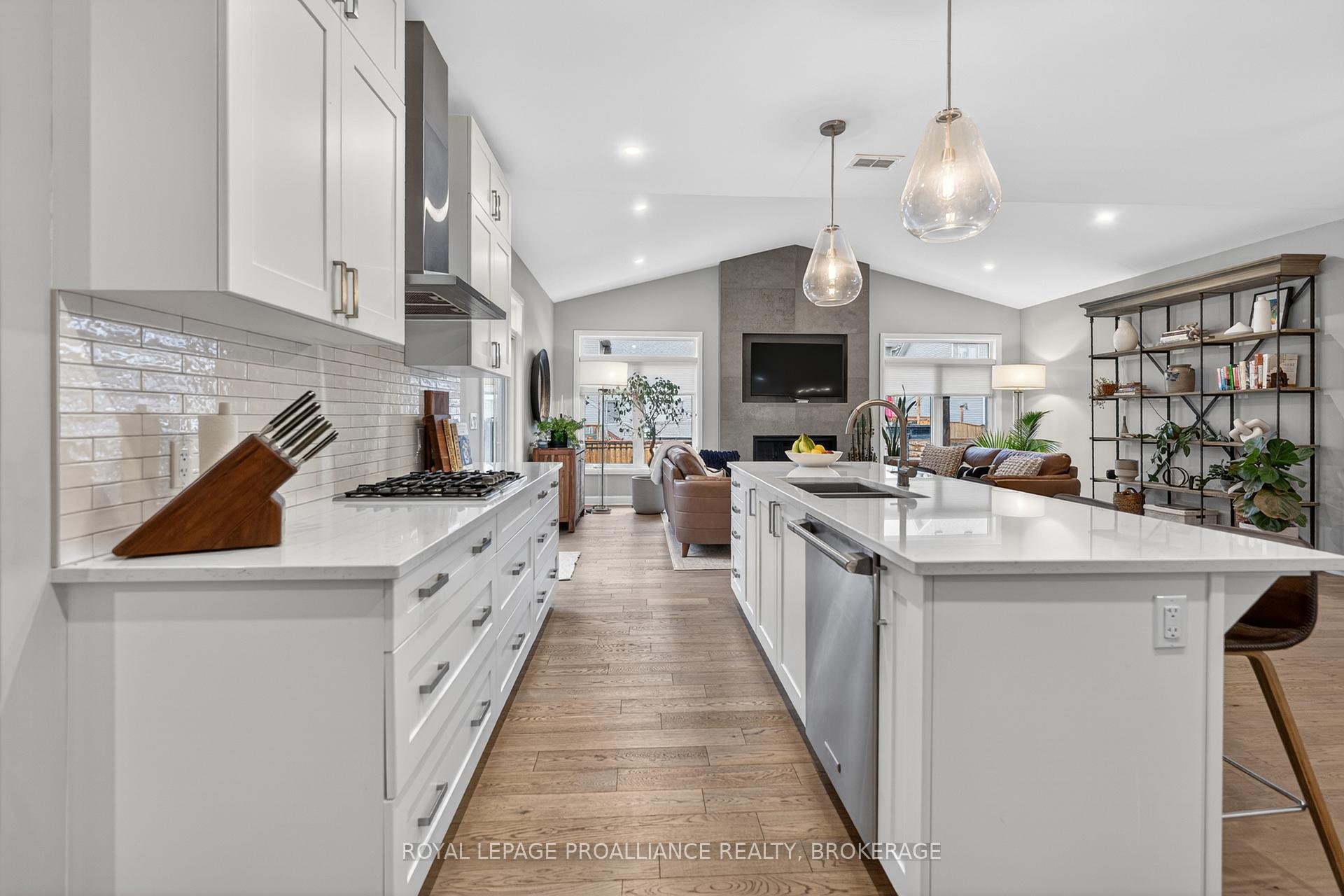 Photo 14 of 828 Celeste Drive, Kingston, City Northwest — HOMEH