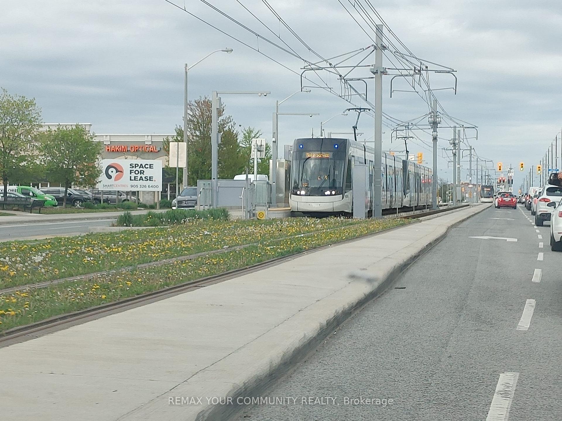 Photo 15 of 98 Wigmore Drive, North York, Victoria Village — HOMEH