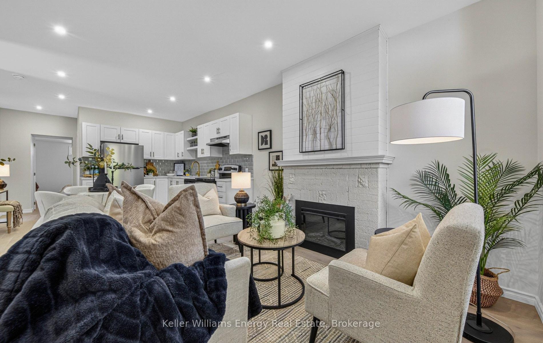 Photo 9 of 288 Hillside Avenue, Oshawa, Vanier — HOMEH