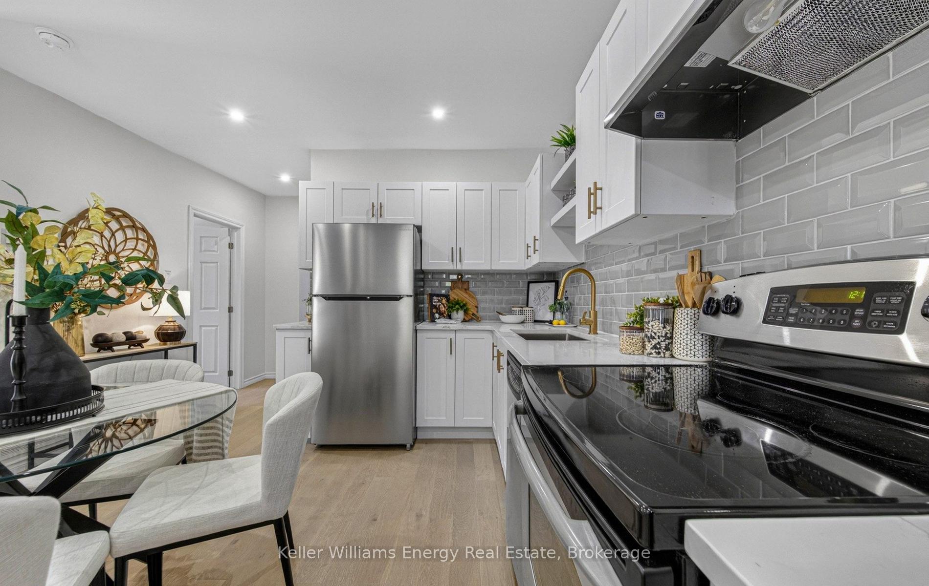 Photo 13 of 288 Hillside Avenue, Oshawa, Vanier — HOMEH