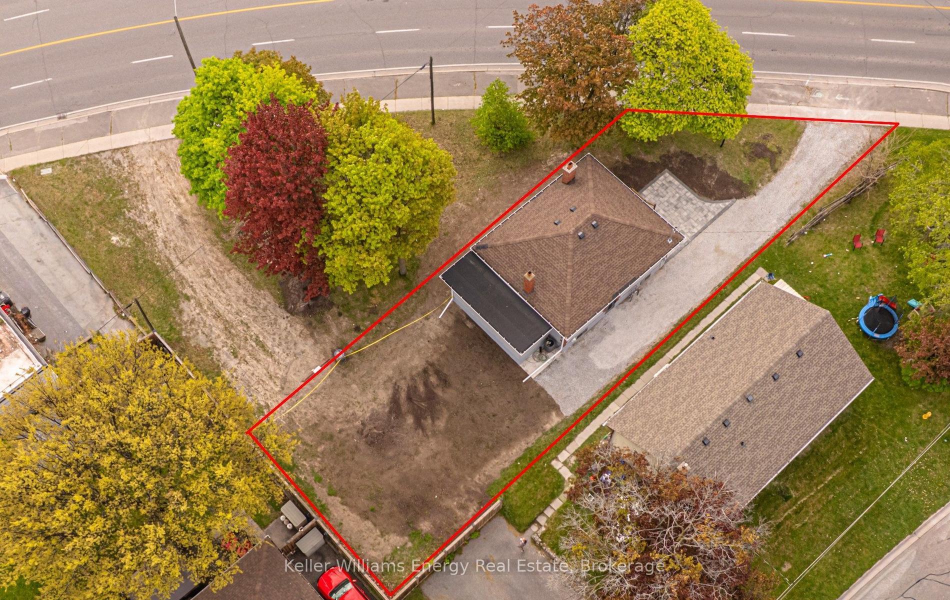 Photo 28 of 288 Hillside Avenue, Oshawa, Vanier — HOMEH