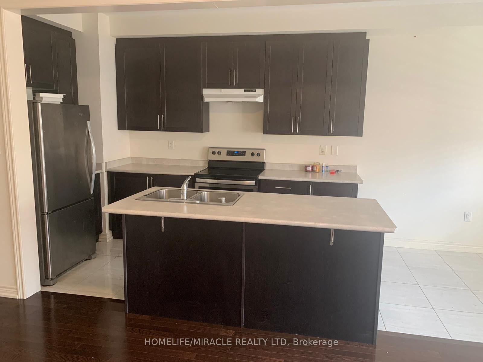 Photo 2 of 38 Adventura Road, Brampton, Northwest Brampton — HOMEH