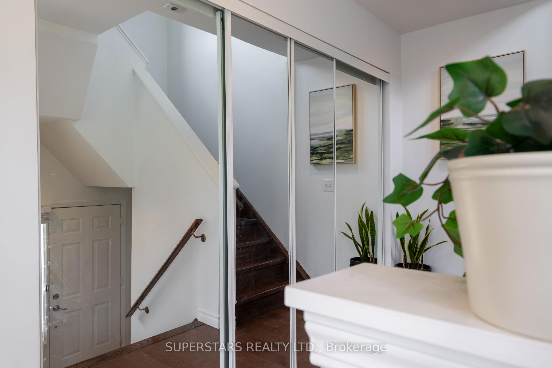 Photo 6 of Unit 27, 10 Cox Boulevard, Markham, Unionville — HOMEH