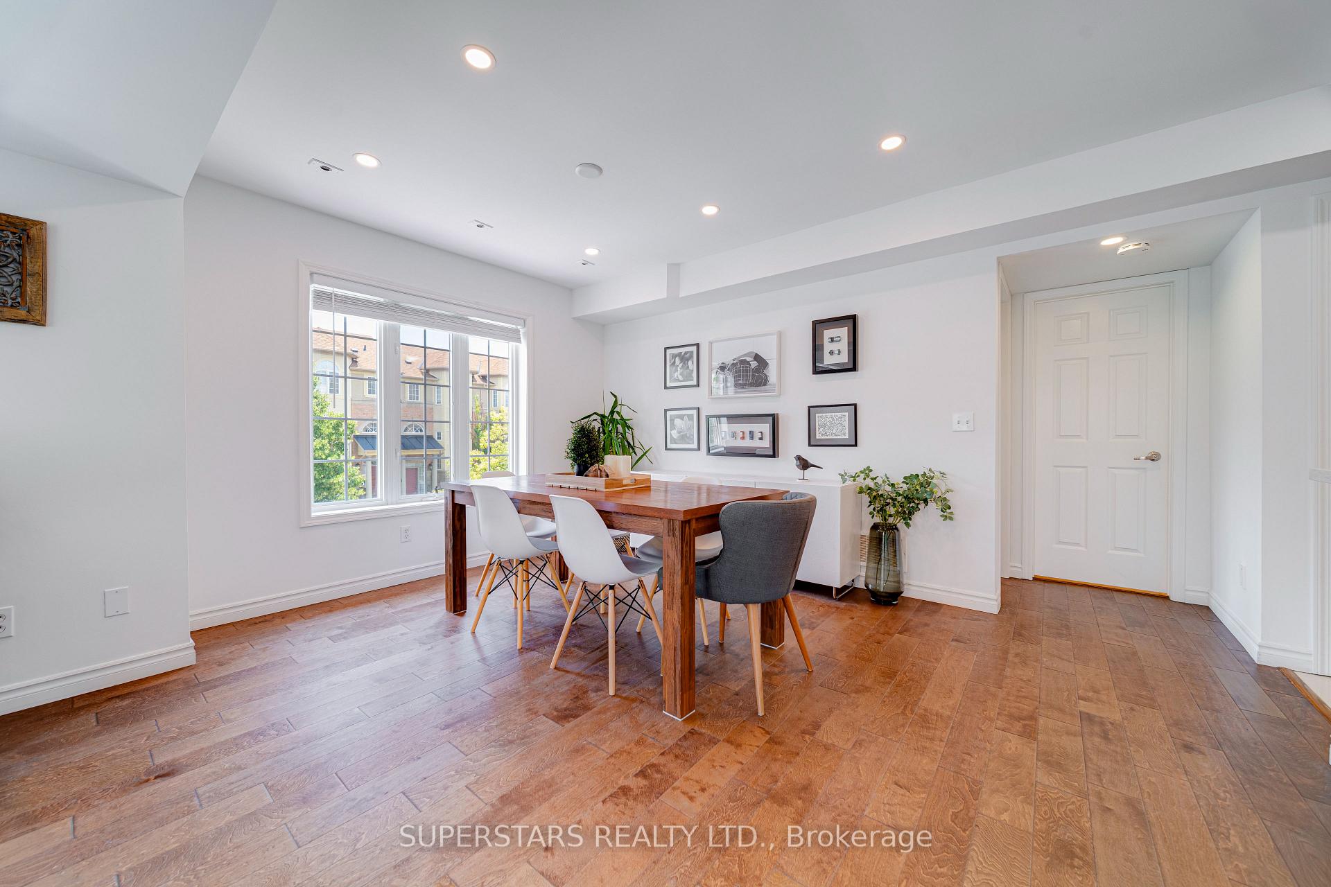 Photo 13 of Unit 27, 10 Cox Boulevard, Markham, Unionville — HOMEH