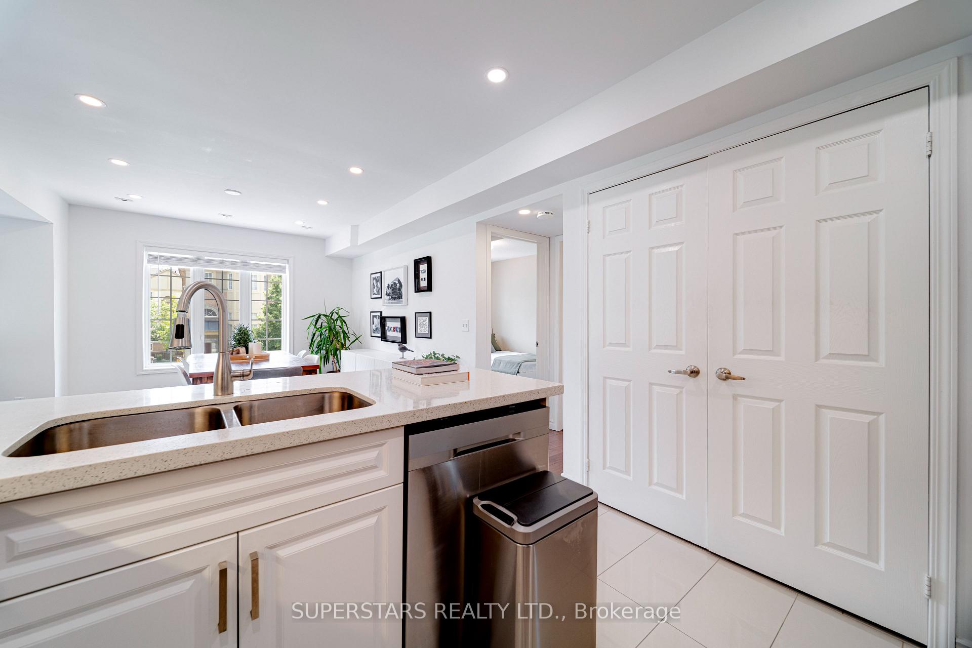 Photo 20 of Unit 27, 10 Cox Boulevard, Markham, Unionville — HOMEH