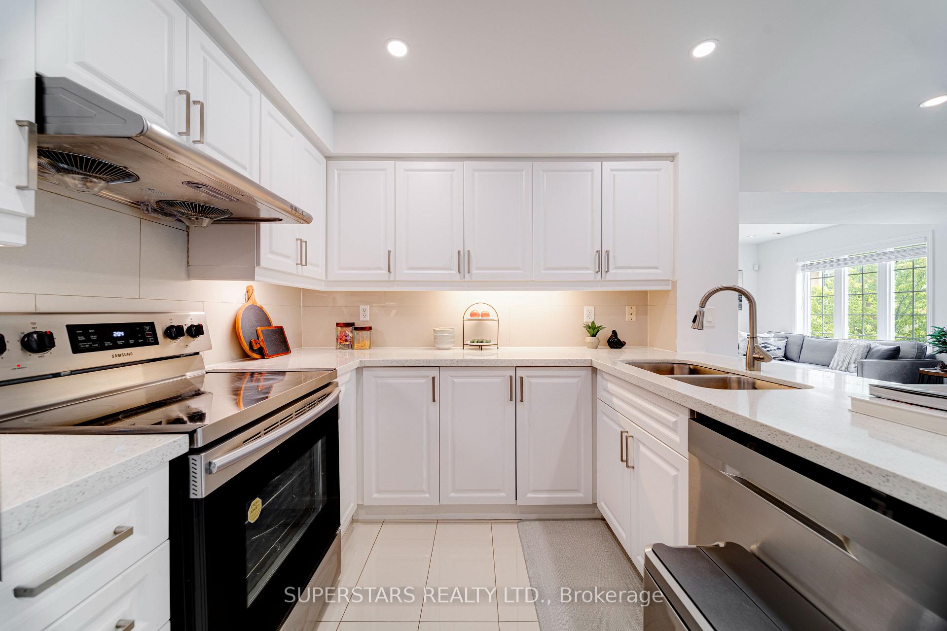 Photo 21 of Unit 27, 10 Cox Boulevard, Markham, Unionville — HOMEH
