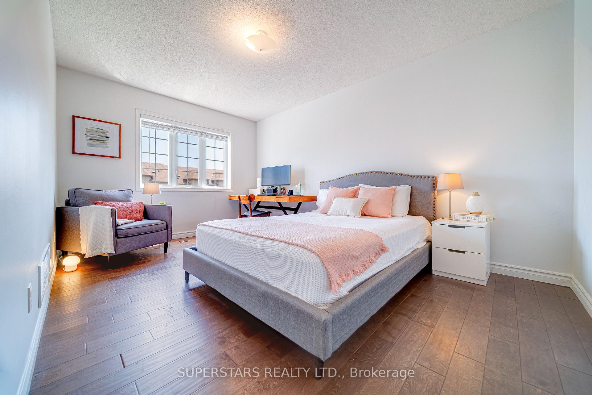 Photo 32 of Unit 27, 10 Cox Boulevard, Markham, Unionville — HOMEH