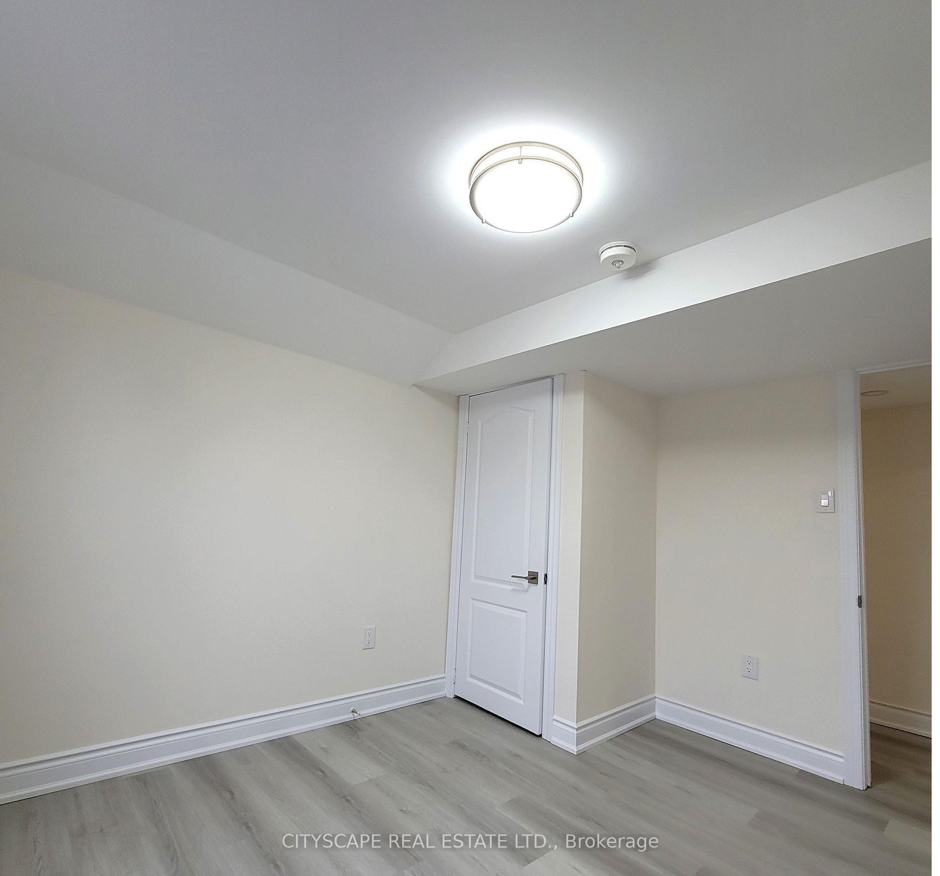 Front of Unit 2, 69 Vine Street W