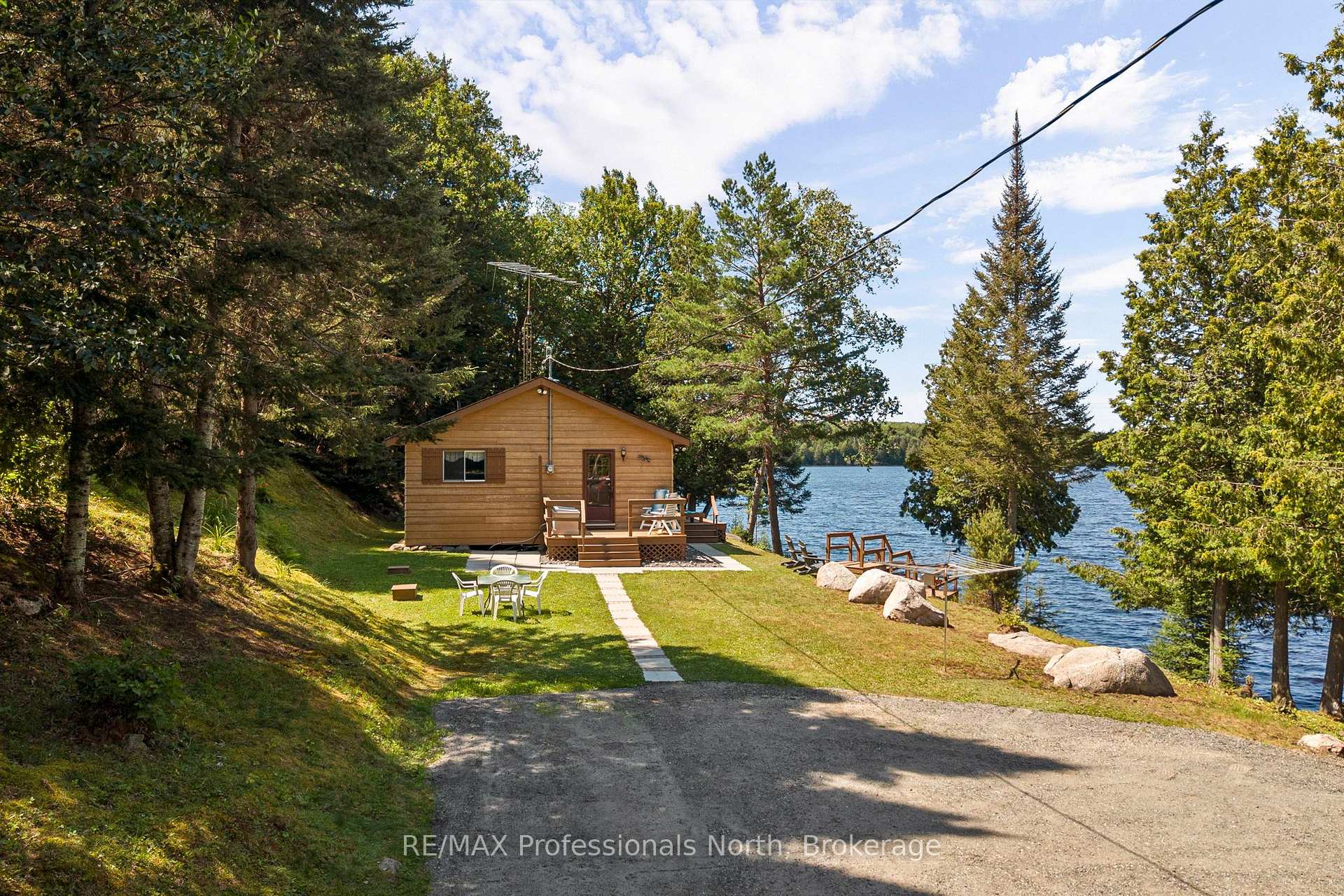Photo of 1516 Deer Lake Road