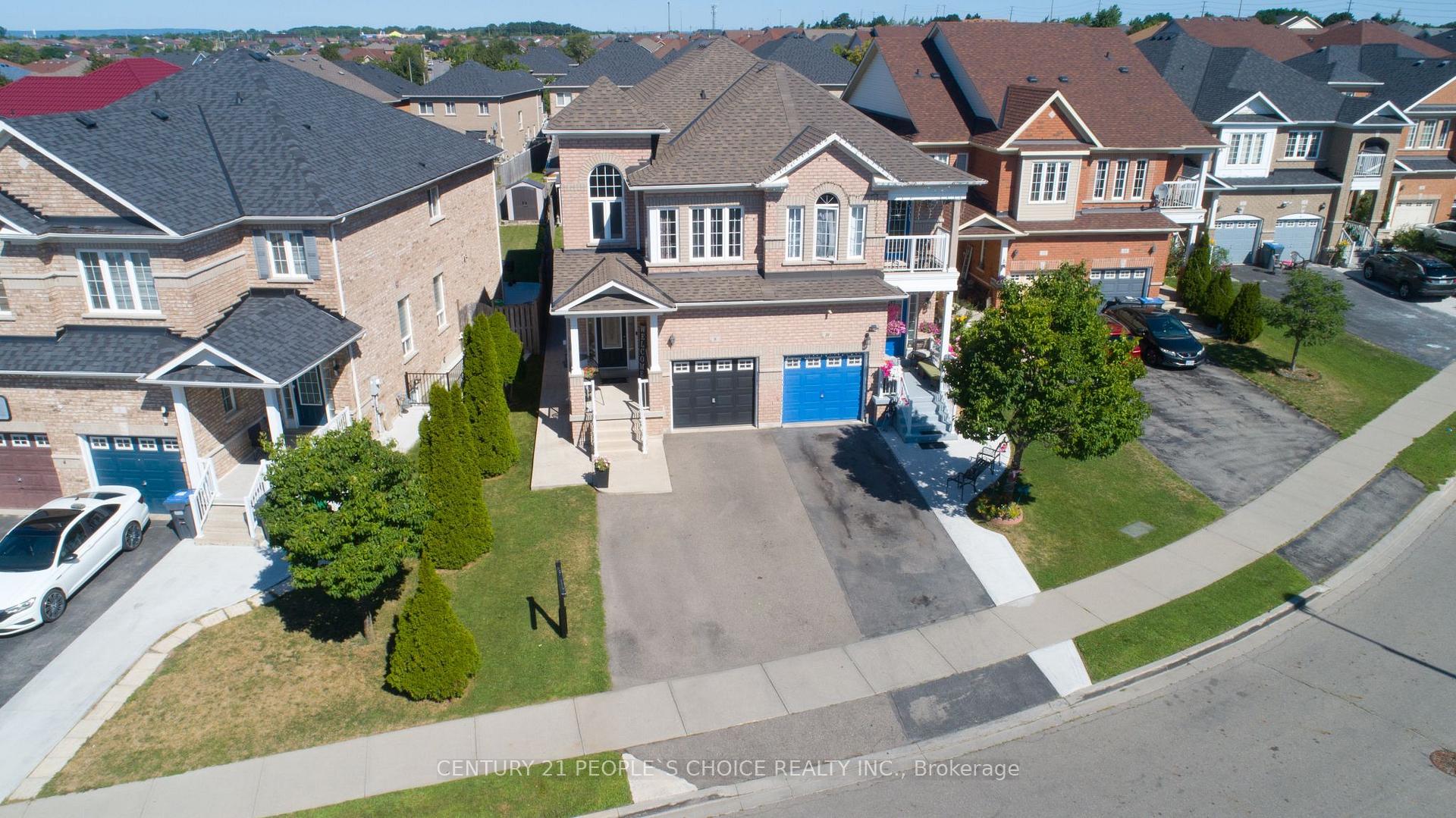 Photo 2 of 8 Calm Waters Crescent, Brampton, Madoc — HOMEH