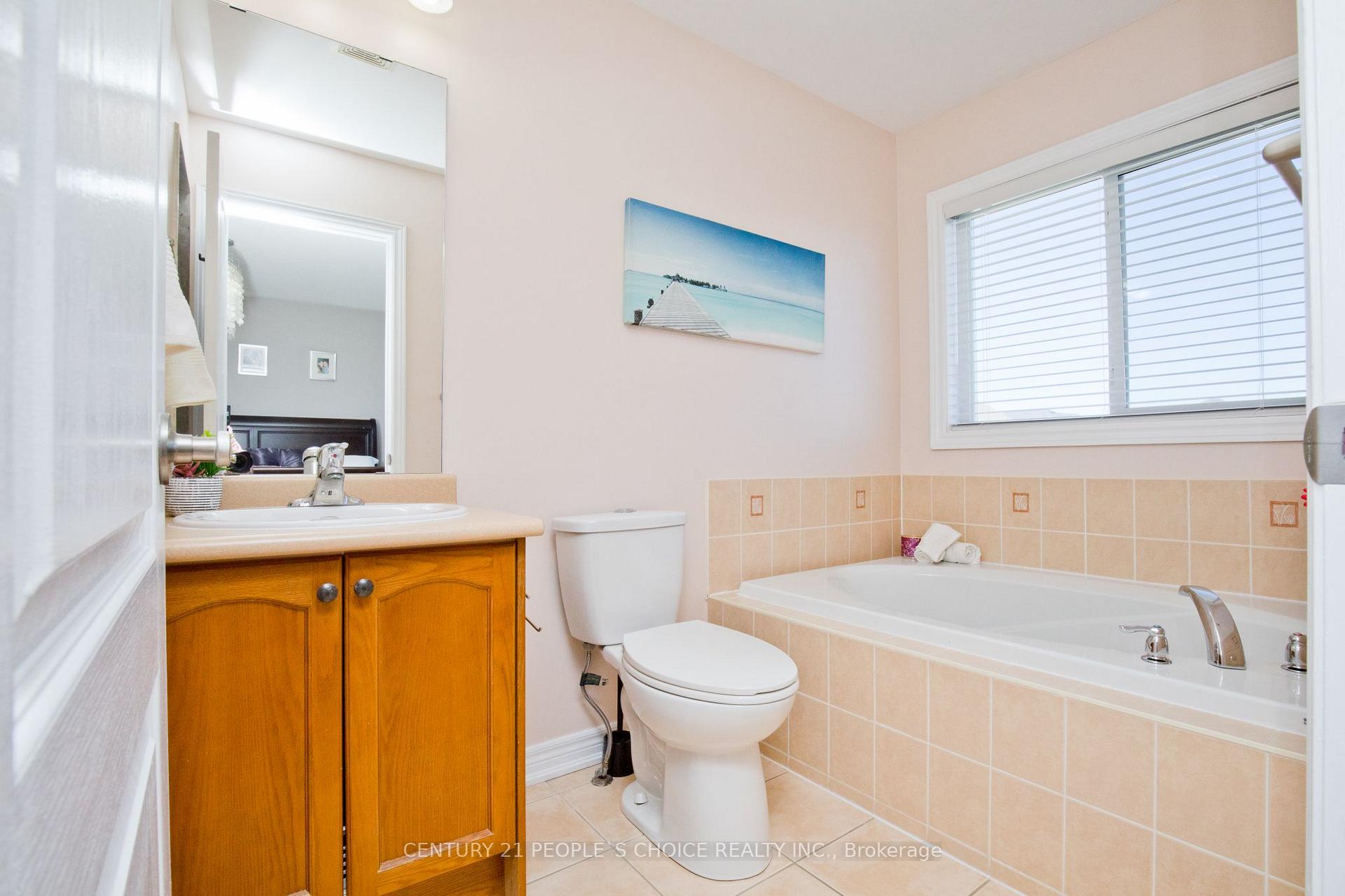 Photo 20 of 8 Calm Waters Crescent, Brampton, Madoc — HOMEH