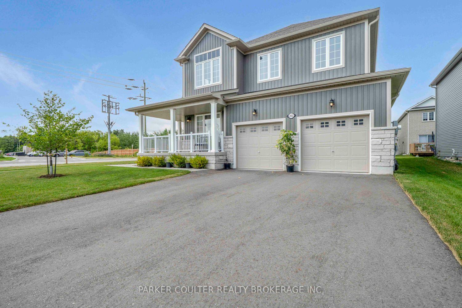 Photo 3 of 202 Clipper Drive, Clearview, Stayner — HOMEH