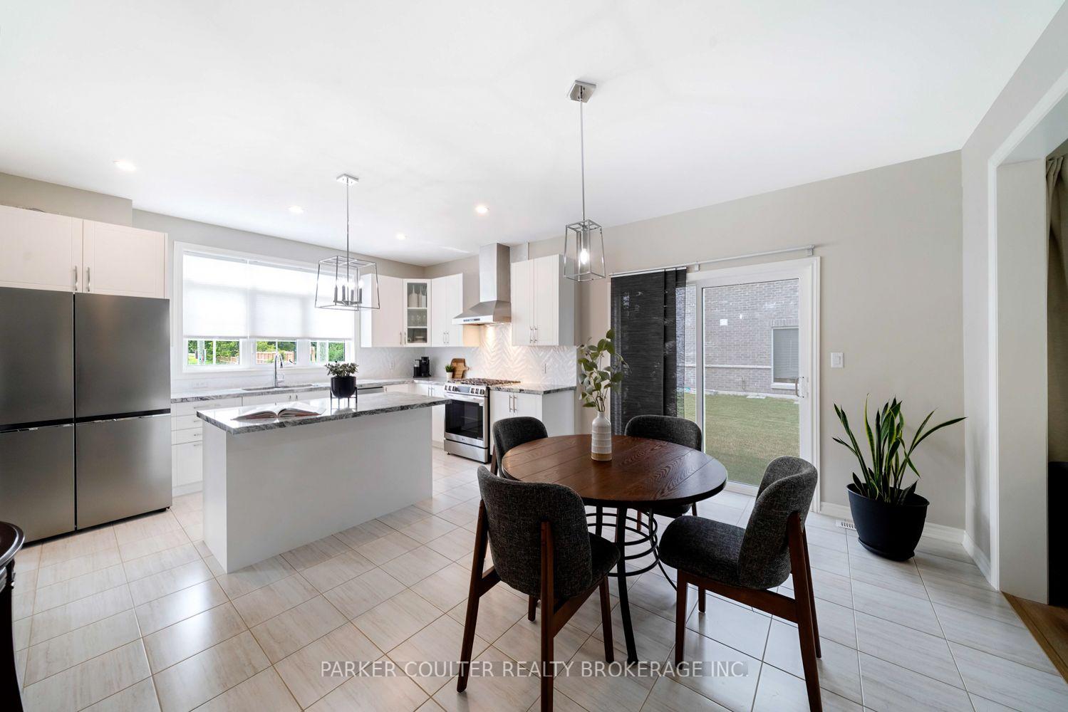 Photo 16 of 202 Clipper Drive, Clearview, Stayner — HOMEH