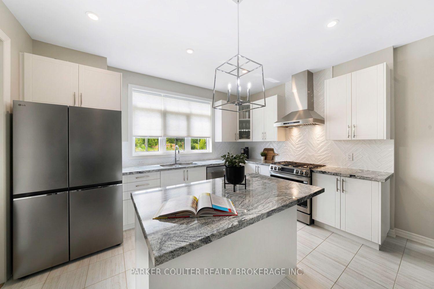 Photo 18 of 202 Clipper Drive, Clearview, Stayner — HOMEH
