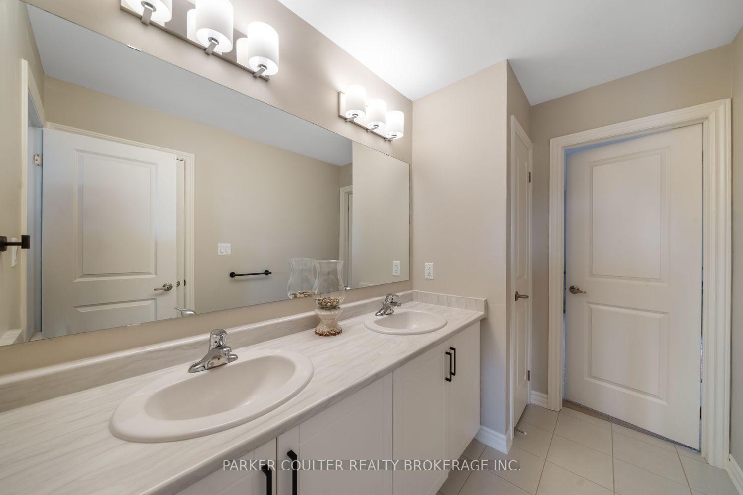 Photo 27 of 202 Clipper Drive, Clearview, Stayner — HOMEH