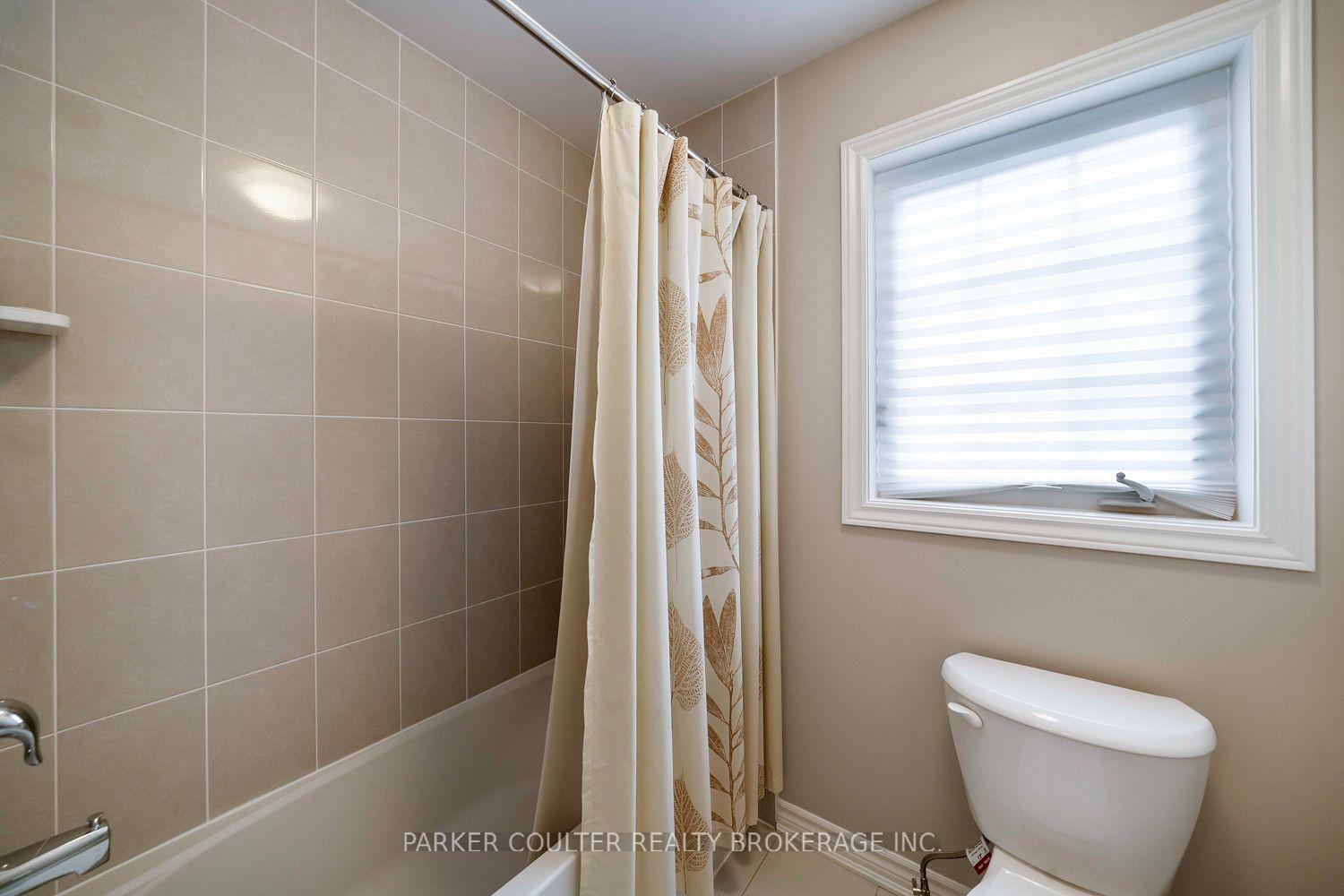 Photo 29 of 202 Clipper Drive, Clearview, Stayner — HOMEH
