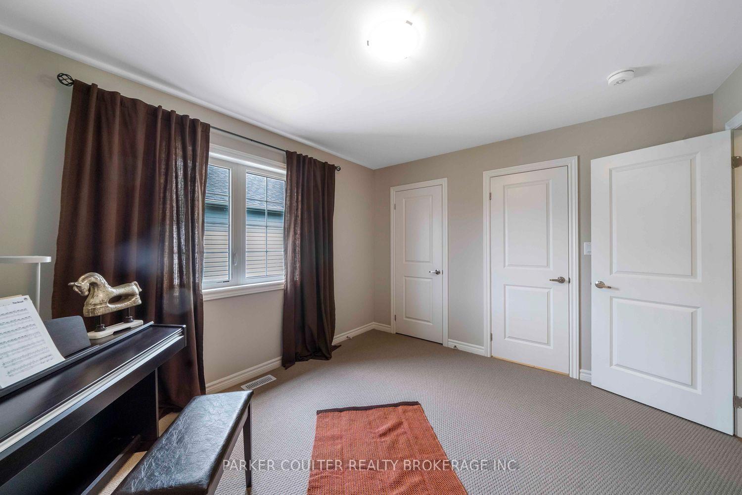 Photo 31 of 202 Clipper Drive, Clearview, Stayner — HOMEH