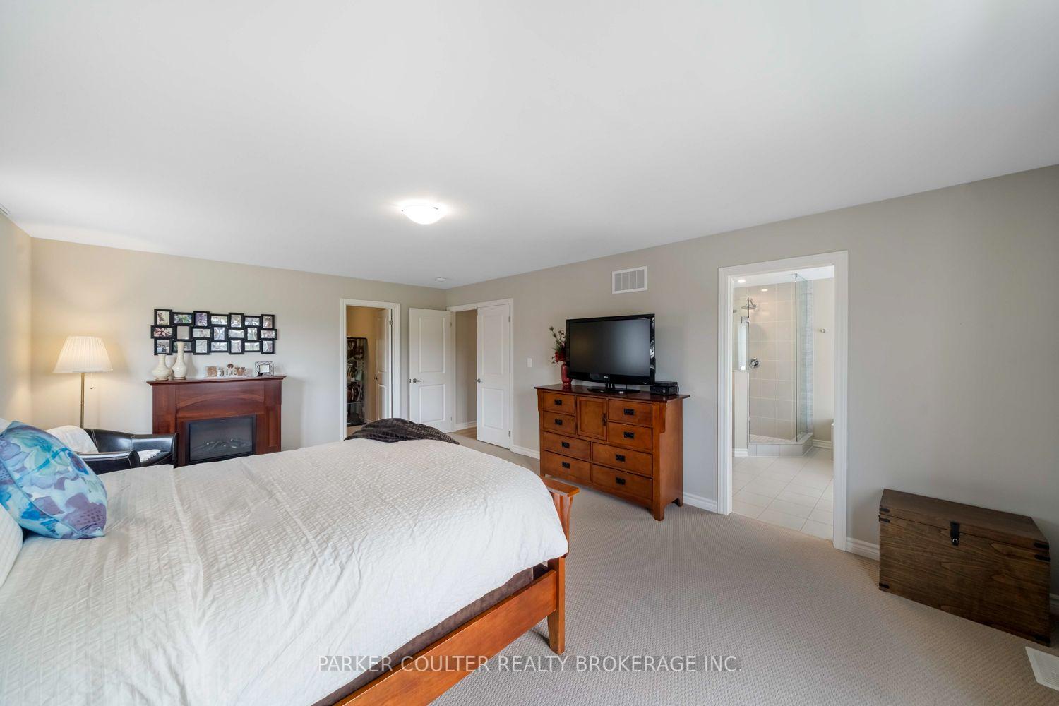 Photo 33 of 202 Clipper Drive, Clearview, Stayner — HOMEH