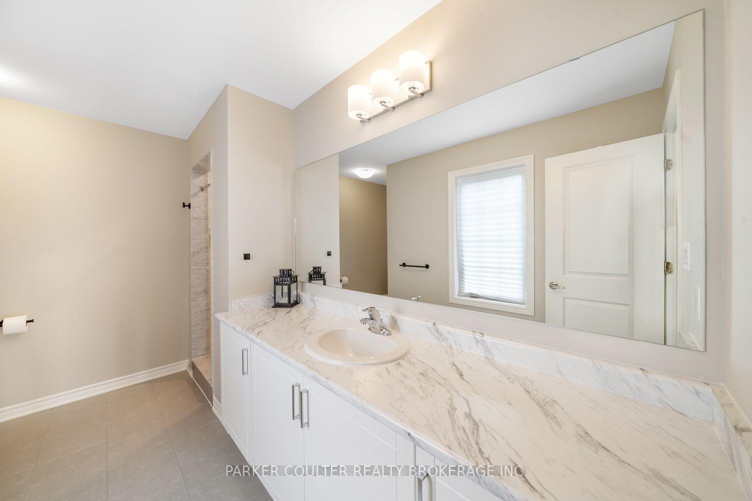 Photo 39 of 202 Clipper Drive, Clearview, Stayner — HOMEH