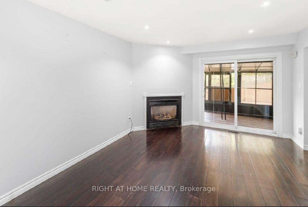 Photo 3 of 95 Dobson Drive, Ajax, Central — HOMEH