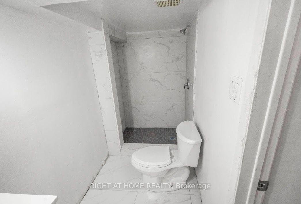 Photo 15 of 95 Dobson Drive, Ajax, Central — HOMEH