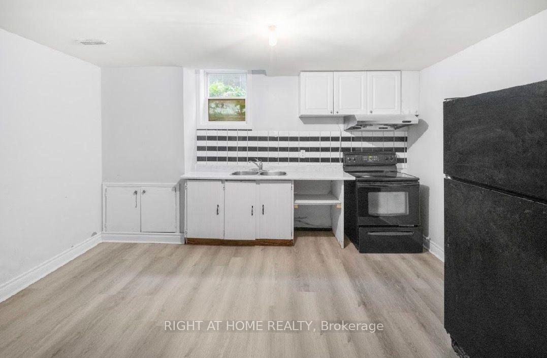 Photo 16 of 95 Dobson Drive, Ajax, Central — HOMEH