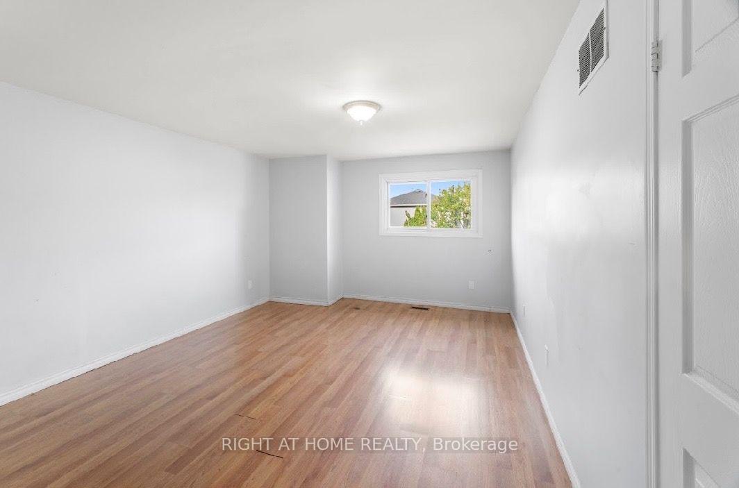 Photo 20 of 95 Dobson Drive, Ajax, Central — HOMEH