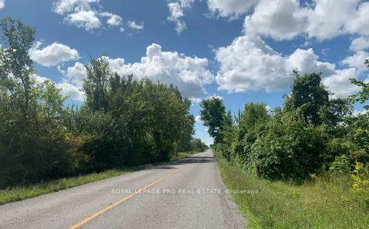 Photo 6 of 9858 Nichols Lane, Niagara Falls, Forestview — HOMEH