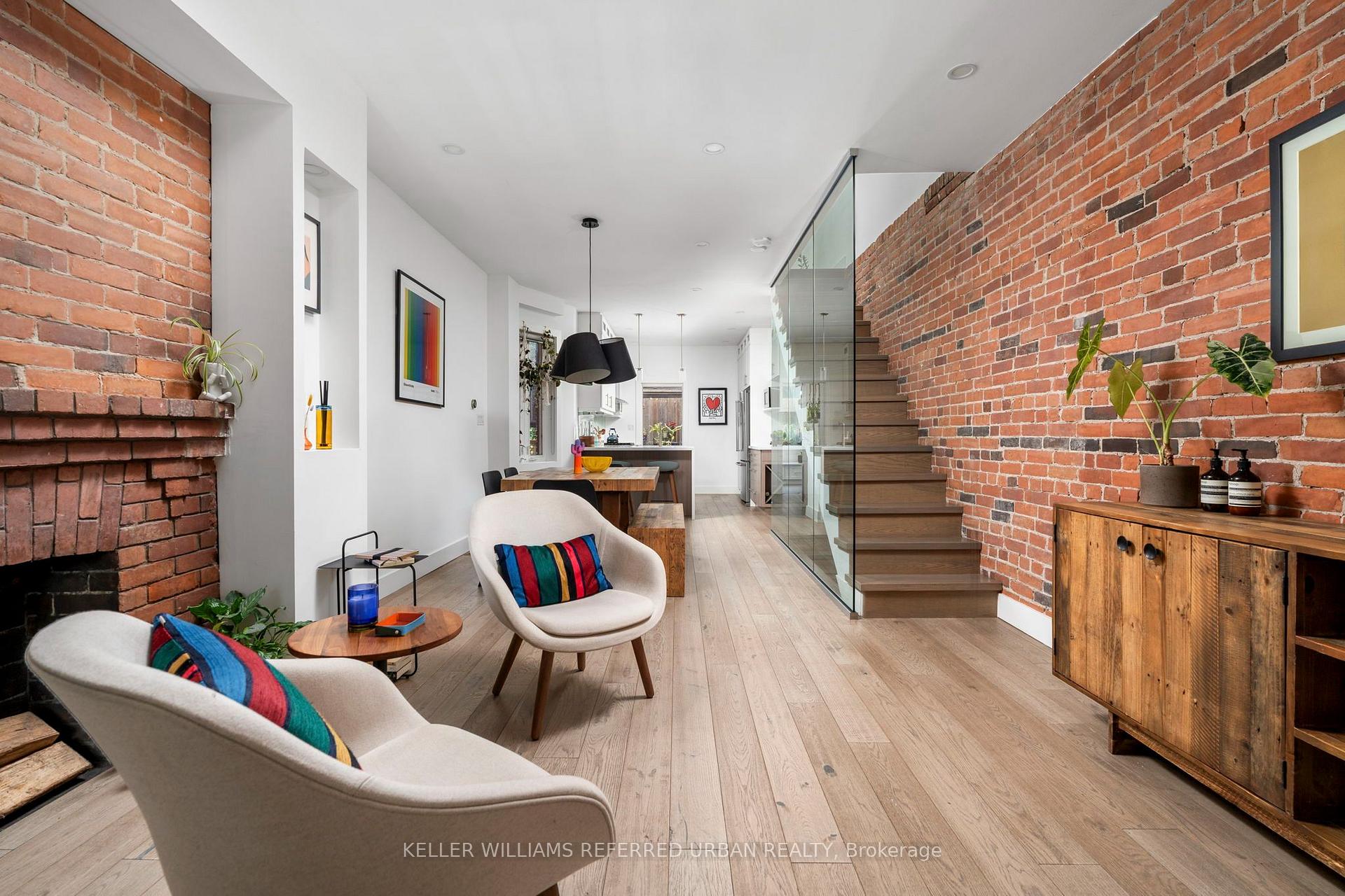 Photo 7 of 21 Millbrook Crescent, Toronto, North Riverdale — HOMEH