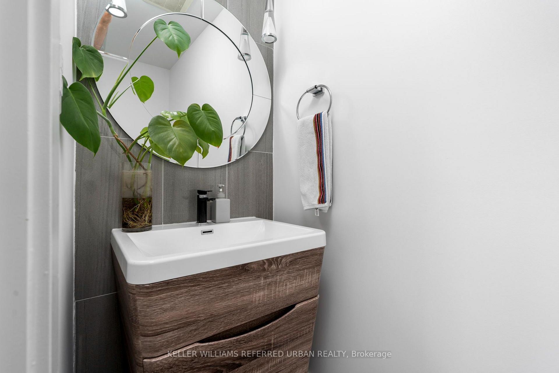 Photo 16 of 21 Millbrook Crescent, Toronto, North Riverdale — HOMEH